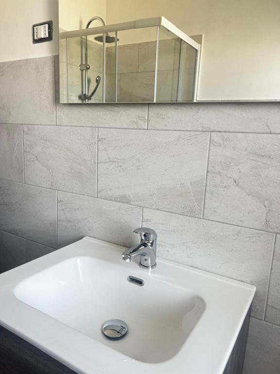 Shiva House Hotel Napoli Bagian luar foto